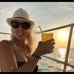 Meet your Posher, Diane